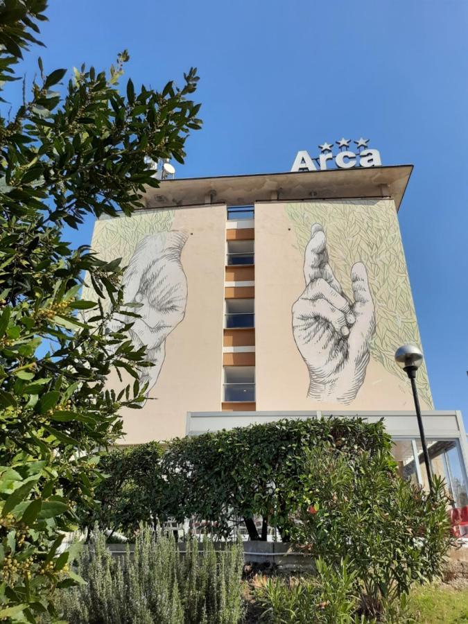 ספולטו Lh Hotel Arca Street Art מראה חיצוני תמונה